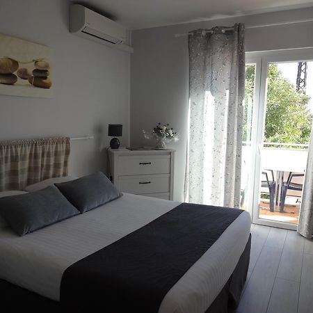 Auberge Du Cap Negre 르 라방두 외부 사진