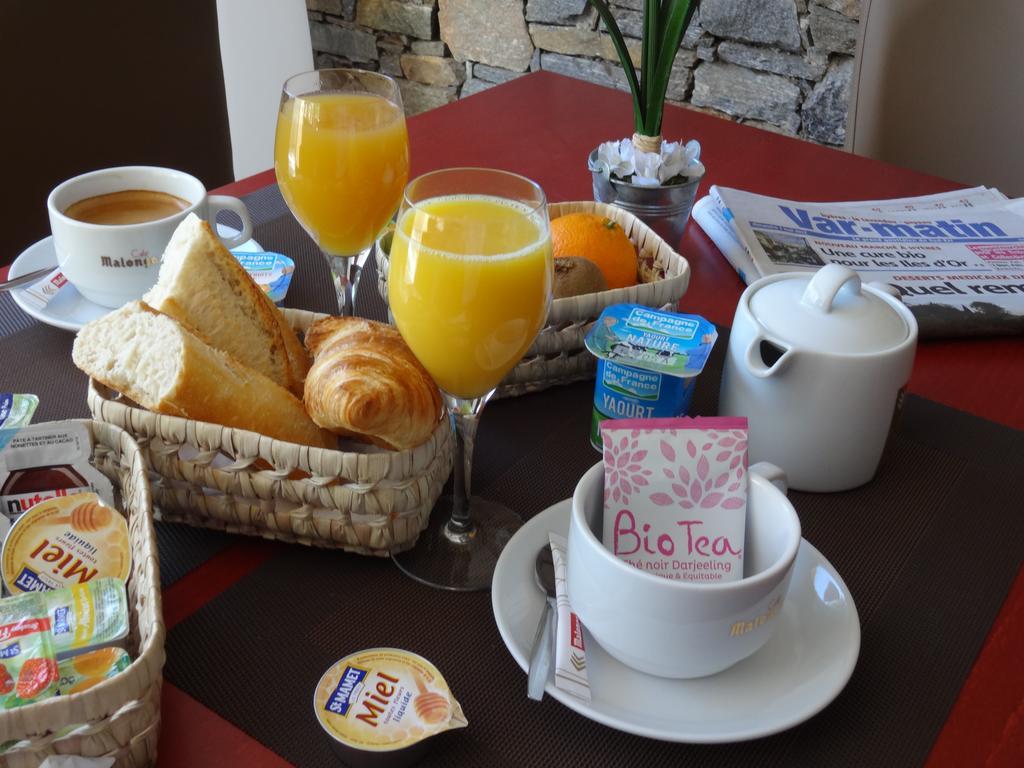 Auberge Du Cap Negre 르 라방두 외부 사진