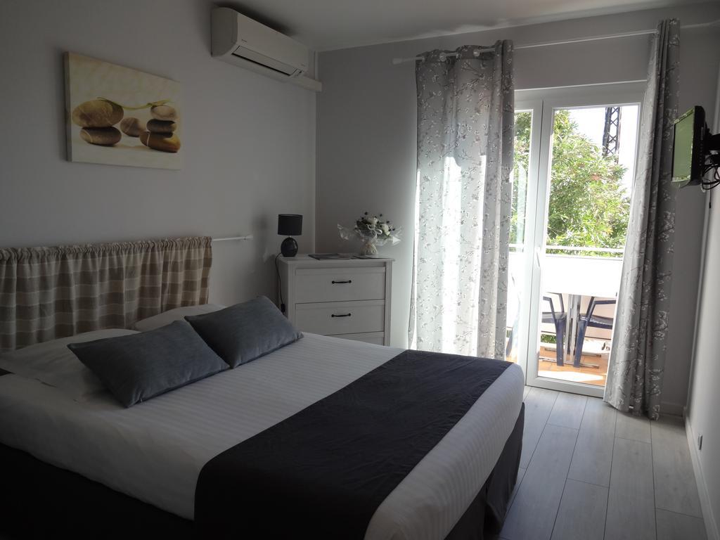 Auberge Du Cap Negre 르 라방두 외부 사진